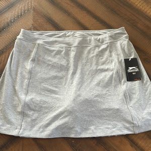 NWT Slazenger Golf Skort
